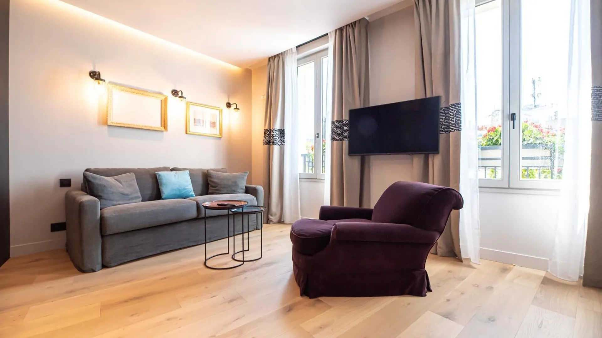 Demeure Montmartre Apartment